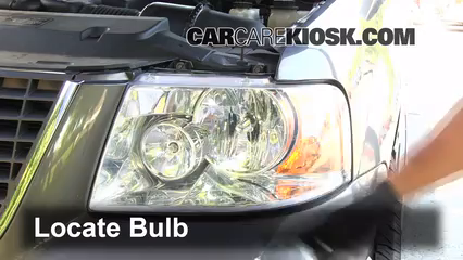 2004 Ford Expedition XLT 5.4L V8 Lights Daytime Running Light (replace bulb)